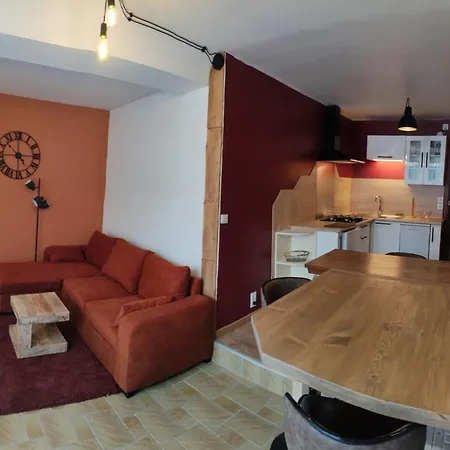 Summer Apartament Pont-d'Ouilly